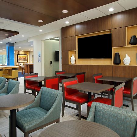Holiday Inn Express & Suites - Lake Charles South Casino Area By Ihg Kültér fotó