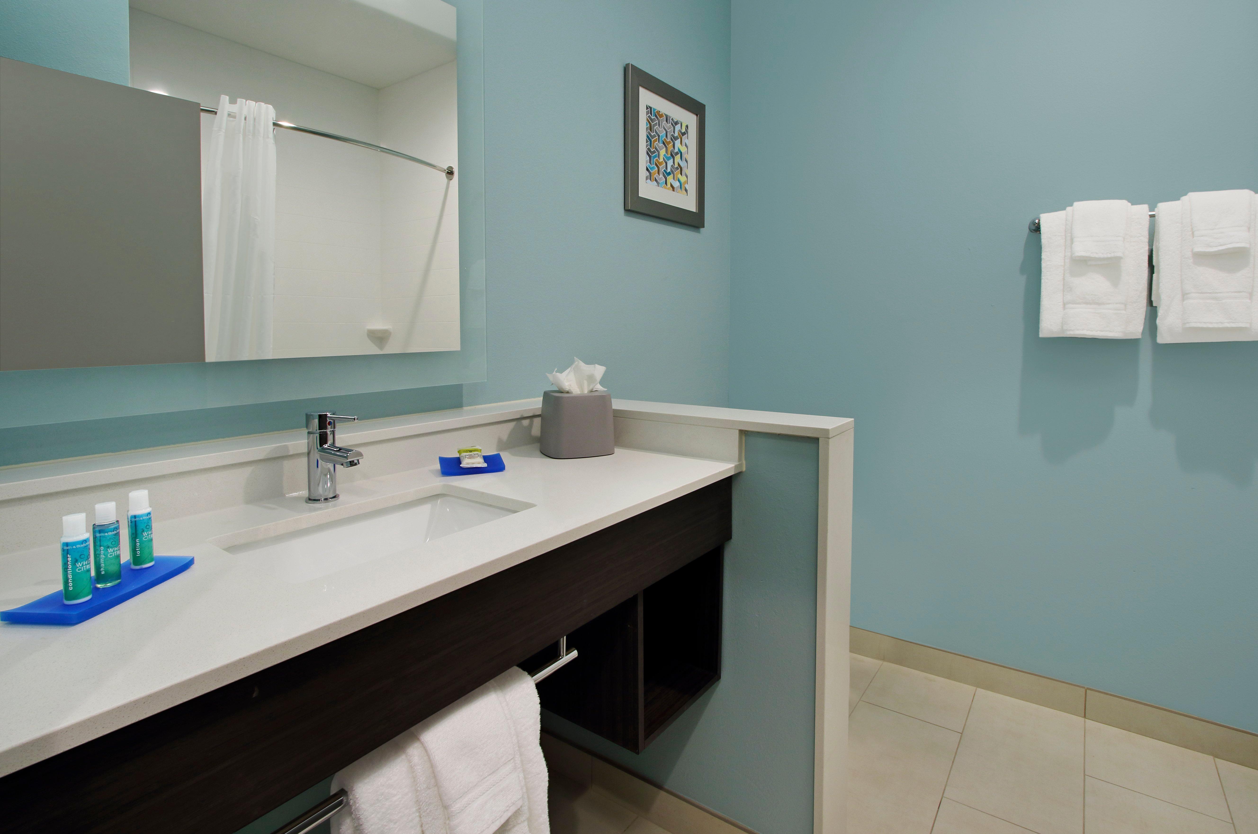Holiday Inn Express & Suites - Lake Charles South Casino Area By Ihg Kültér fotó