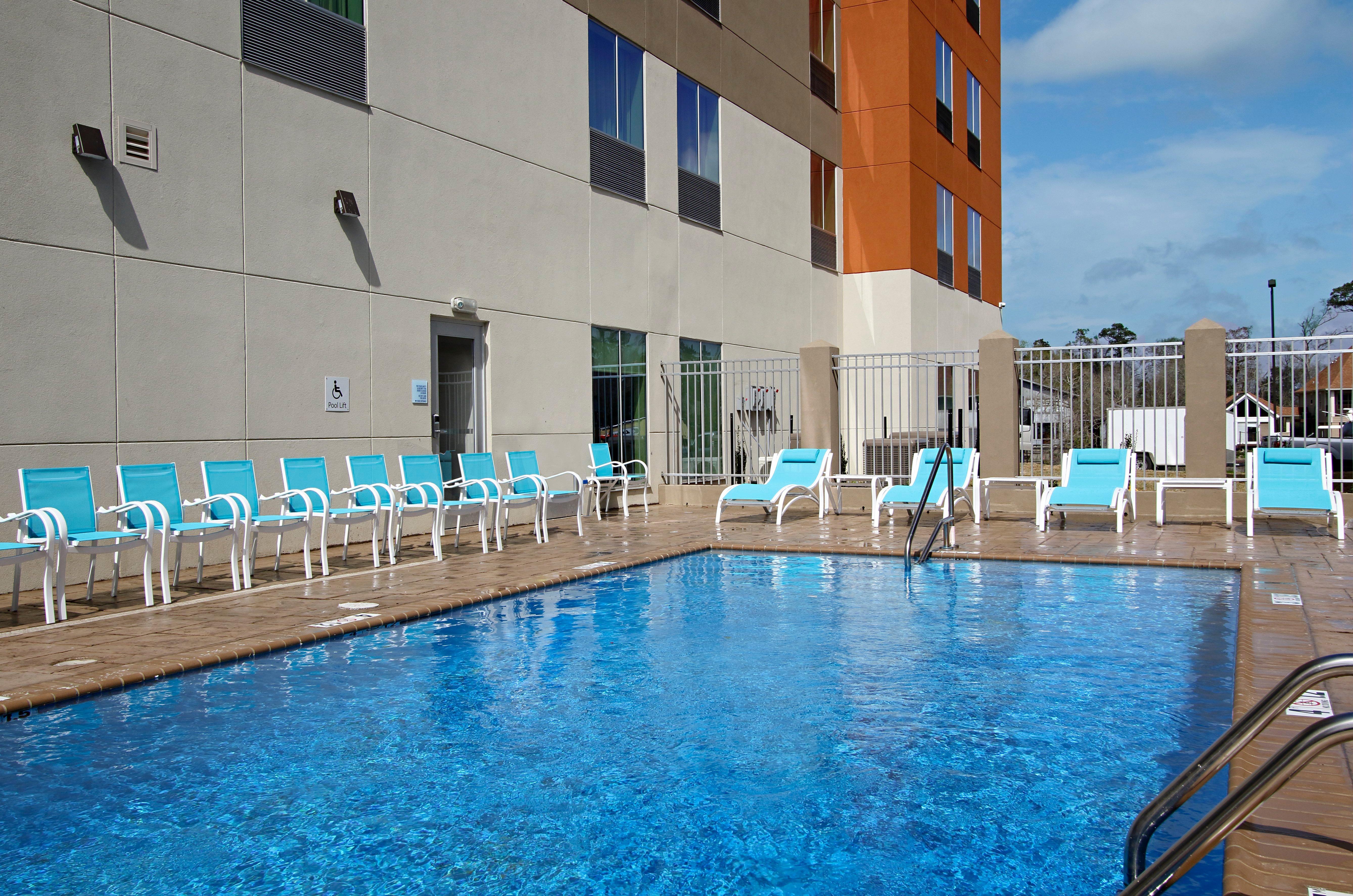 Holiday Inn Express & Suites - Lake Charles South Casino Area By Ihg Kültér fotó